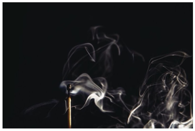 За сім років поширеність куріння в Україні зменшилась на 20%