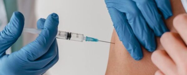 Виїзд вакцинальної бригади Корюківського центру сімейної медицини у села Холминської ОТГ